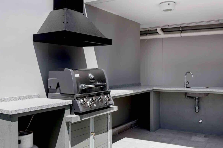 Others 2, Málaga EXC I Chic 1 BR Apartment in El Golf, Santiago