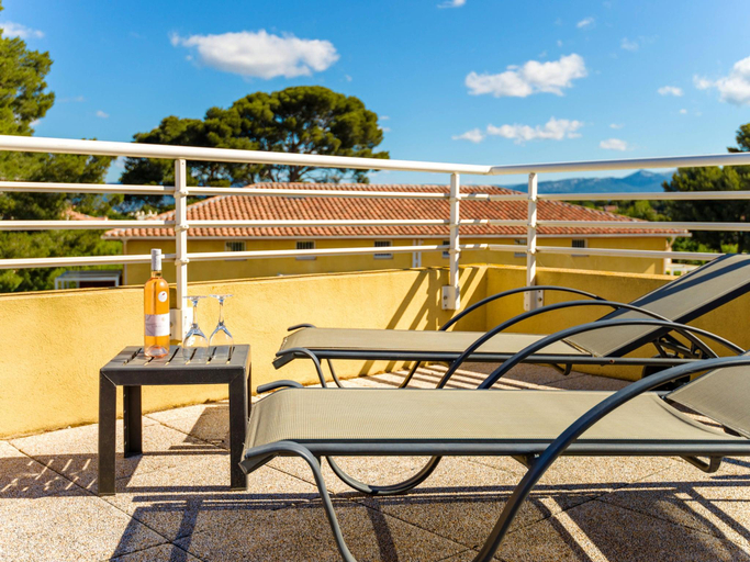Others 4, Var Coast Cabin Apartment for 6, Var
