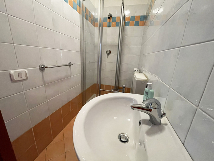 Others 3, Spacious Home With Pool and Terraces, Rovigo