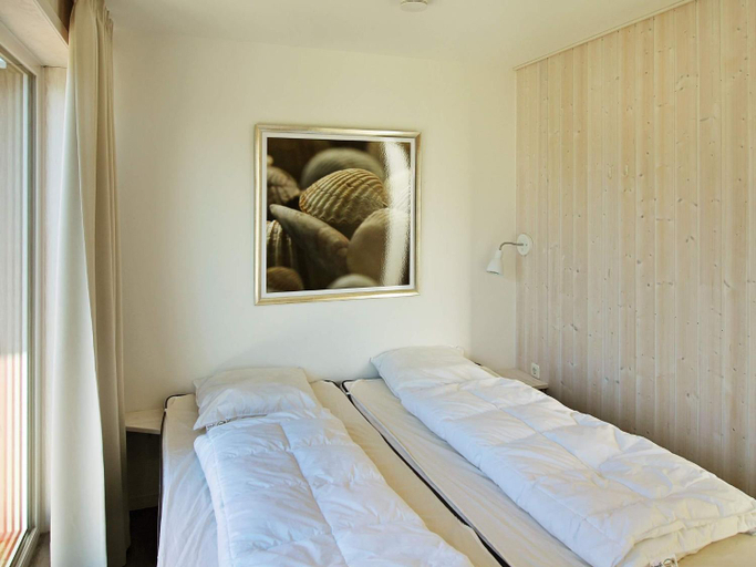 Bedroom 2, 4 star holiday home in Wendtorf, Plön