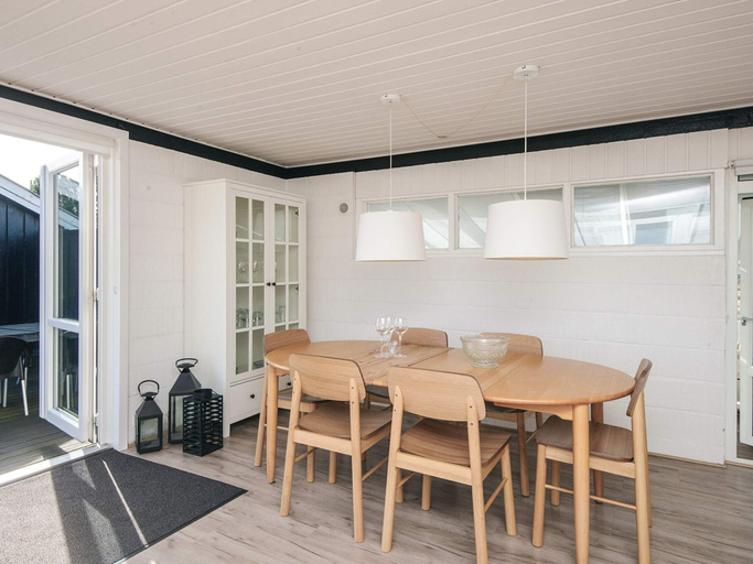 Others 5, 4 Person Holiday Home in Fano, Fanø