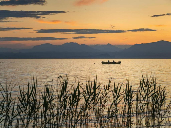 Others 2, Villa in Lazise with Lake Garda Views, Verona