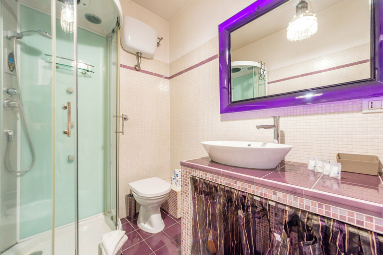 Others 4, Schiaccianoci Apartment, Rome