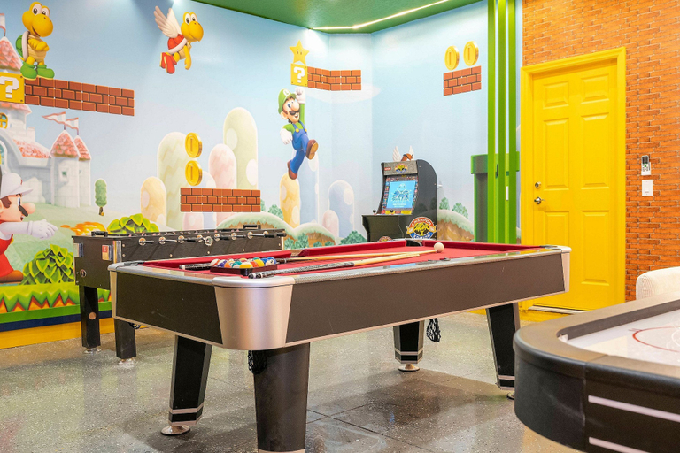 Others 2, 5BR Mario-themed Home Near Disney Pool & Spa, Osceola
