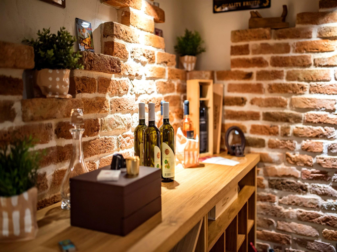 Others 4, Villa in Poreč with Private Pool & Garden, Poreč