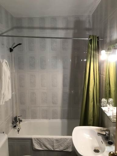 Bathroom 5, Hotel Matias, Ciudad Real