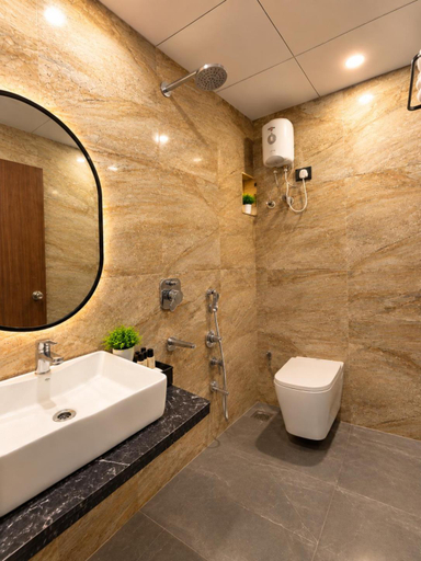 Bathroom, Hotel Fortune, Surat