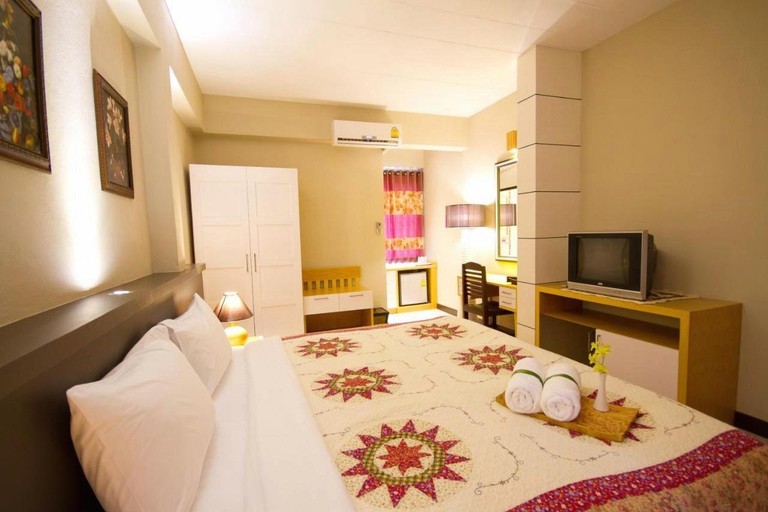 Bedroom, Rommai Green Park Boutique Hotel Resort, Muang Lampang
