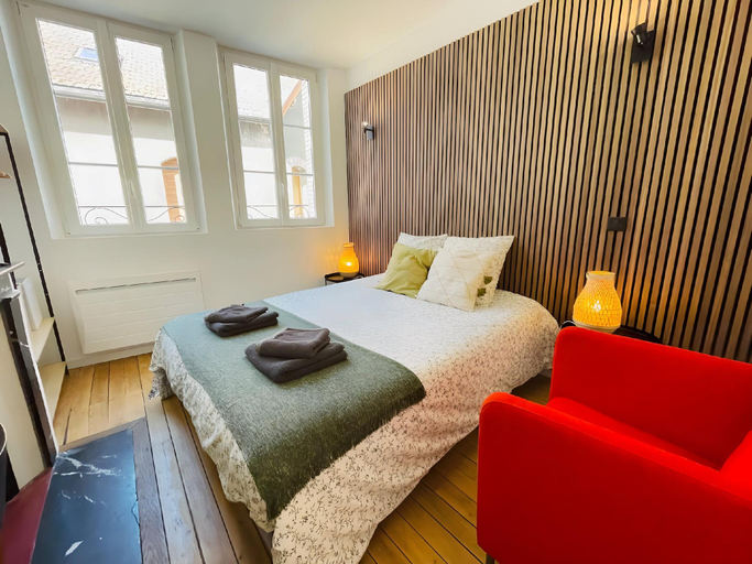 Others 2, Le Charmant Bailla | Science-Po, Marne