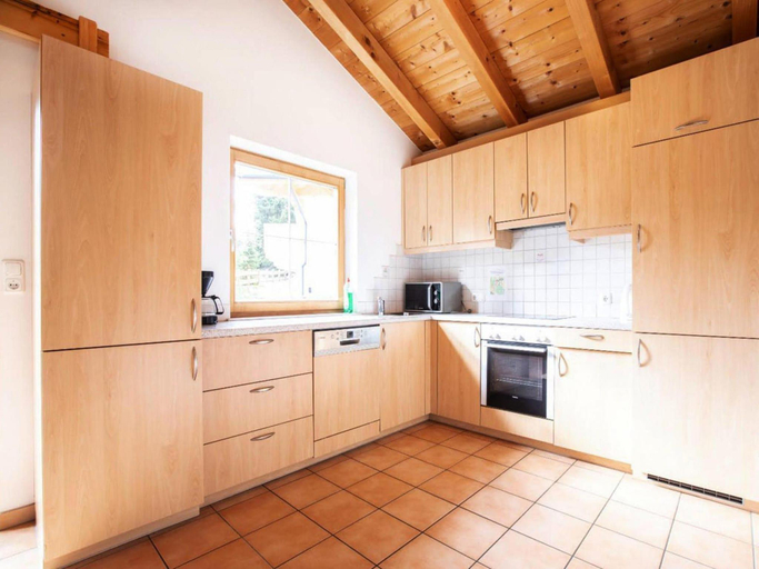 Others 2, Chalet in Zillertal near Ski Slopes, Zell am See