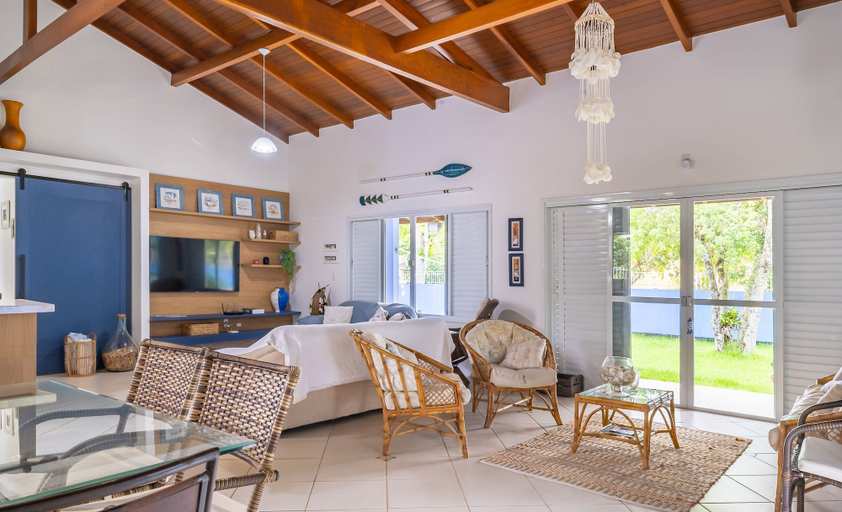 Others 4, 4BR Home w/ BBQ 100m From Beach Jat0355, Bombinhas