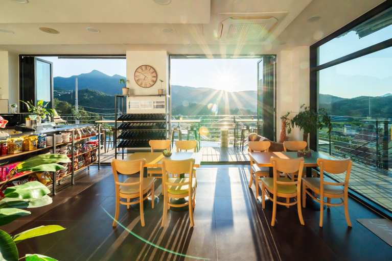 Food & Drinks, Gapyeong Bobo Dog Pool Villa, Gapyeong