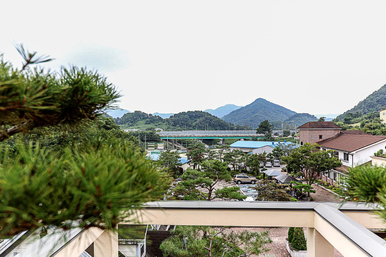Others 3, Okcheon Myeongga, Okcheon