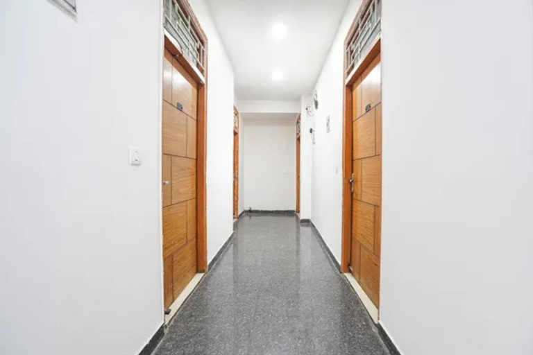 Public Area 3, FabHotel Prime Residency, Delhi