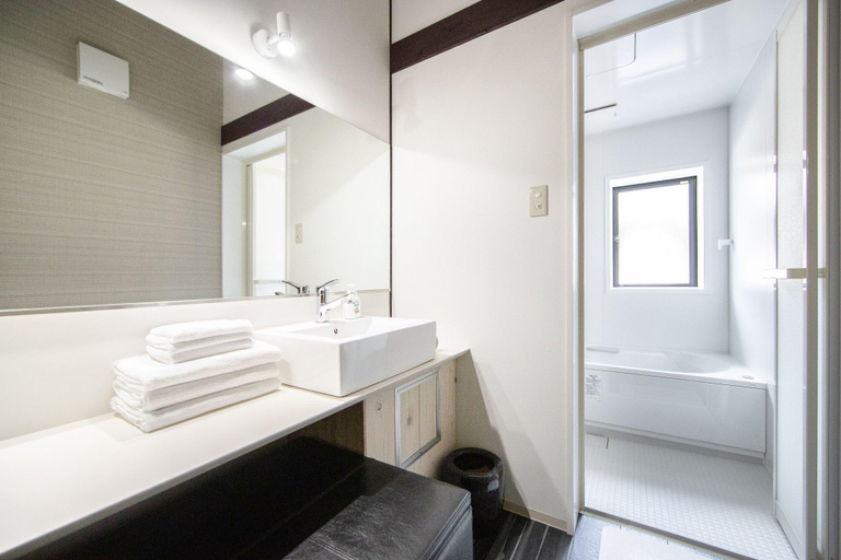 Bathroom 5, Kyoyadoya Ichi, Kyoto