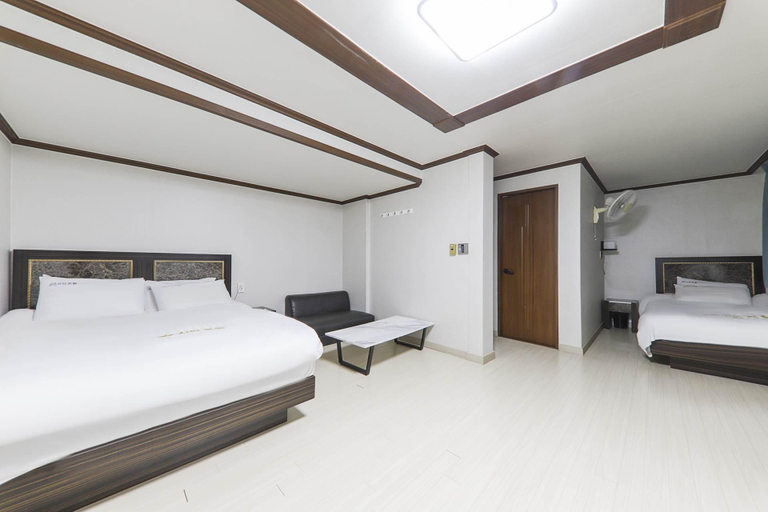 Bedroom 3, Gwangju Nongseongdong Sian, Buk