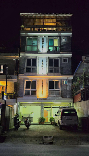 Others 3, Hotel Lake Street, Gandaki