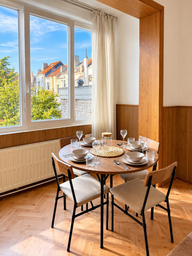 Others 3, Cozy 1BR Retreat in Central Brussels, Bruxelles
