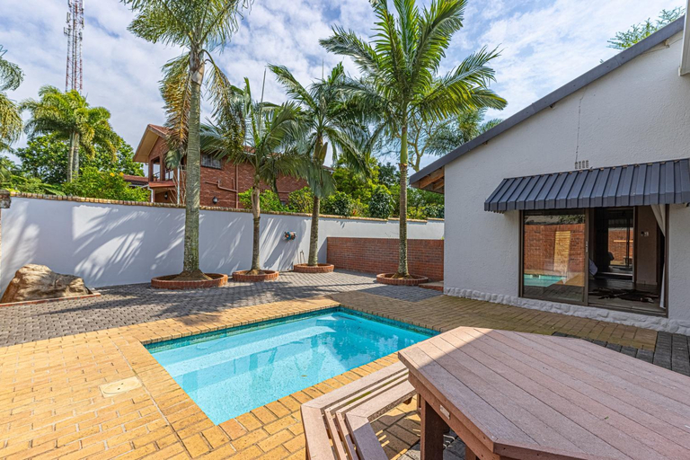Sport & Beauty, Fisherman's 6-Bedroom Family Home, Umkhanyakude