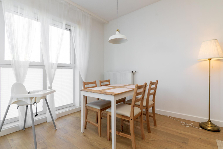 Others 5, Rozlogi Sunny Apartment, Warsaw