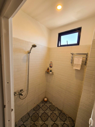 Bathroom, Cilacap Guesthouse, Cilacap