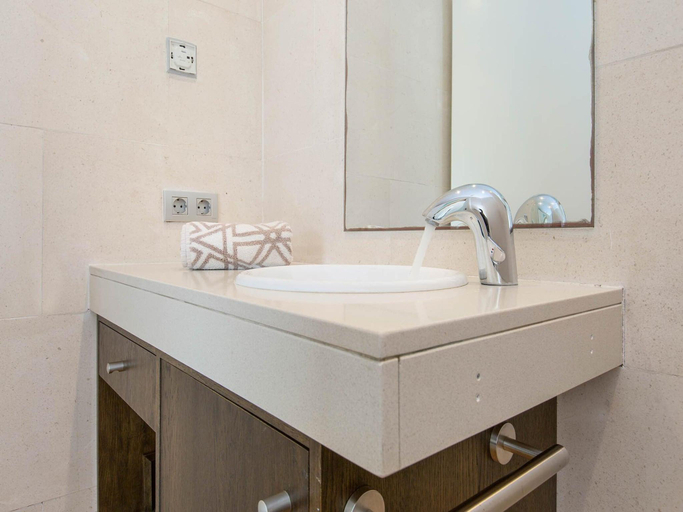 Bathroom 3, Villa in Costa Brava near Cala Canyelles Beach, Girona