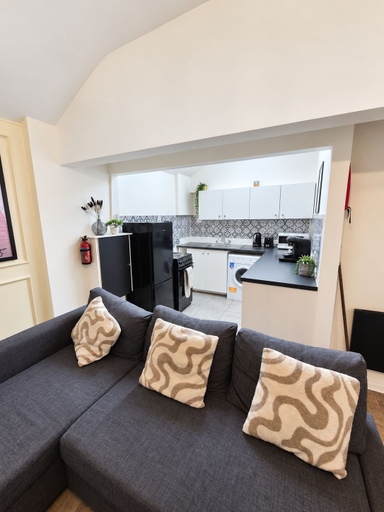 Others 4, Large 1-bed Apartment in Manchester City Center, Manchester