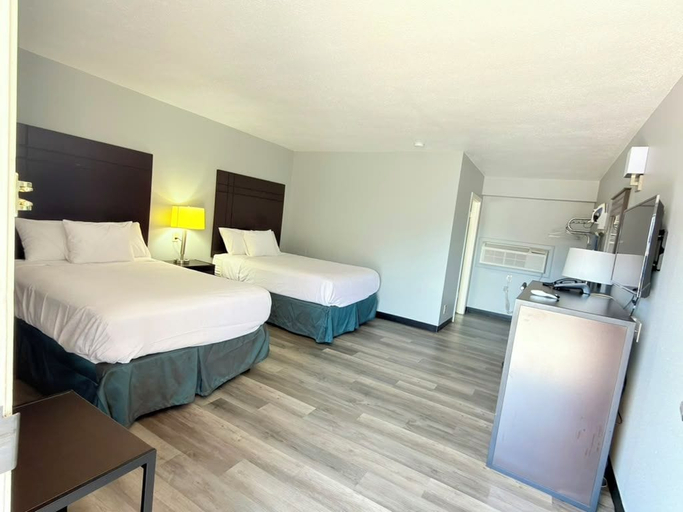 Bedroom 3, Americas Best Value Inn Giddings, Lee