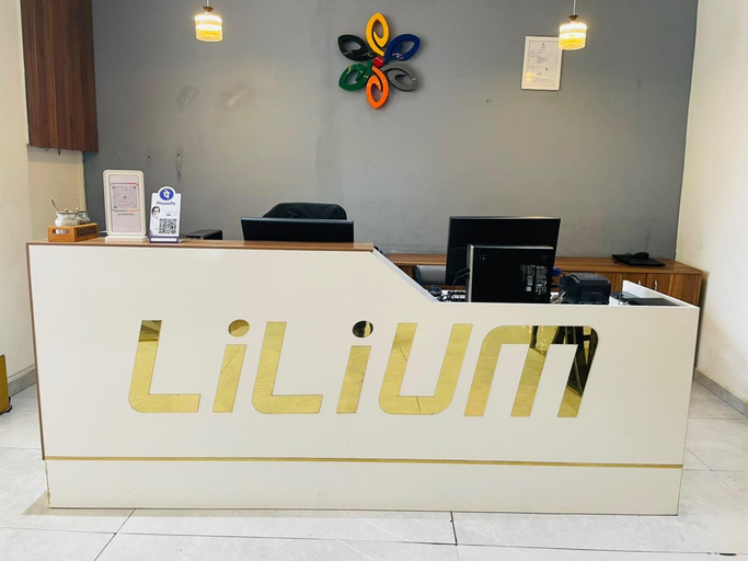 Others 3, LiLium Hotels, Pune