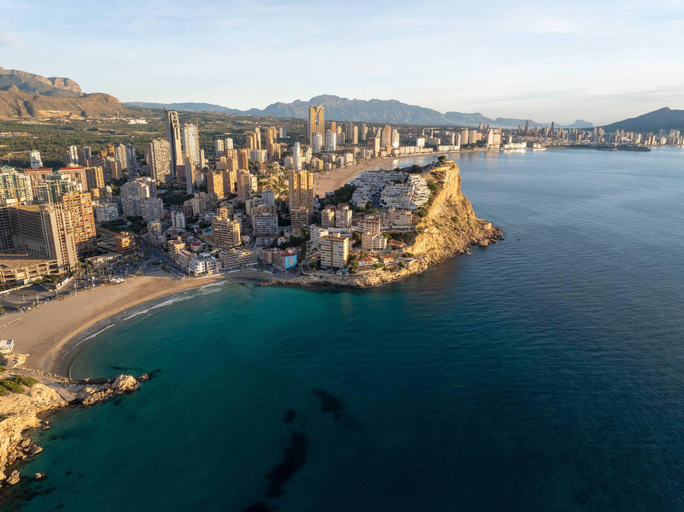 Others 4, Luxurious 2-Bedroom Apartment in La Cala with Pools, Sauna and Gym, Alicante