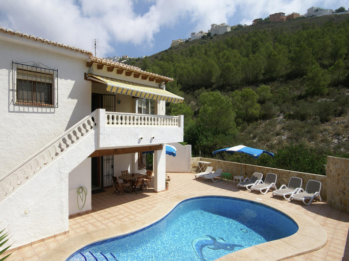 Others 4, Villa in Moraira with Sea Views & Private Pool, Alicante
