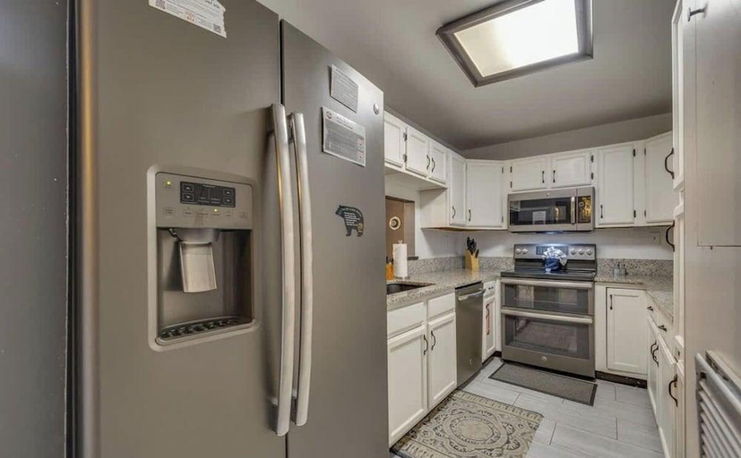 Others 3, Ski View Condo by Beyond Expectations With Fireplace, Sevier