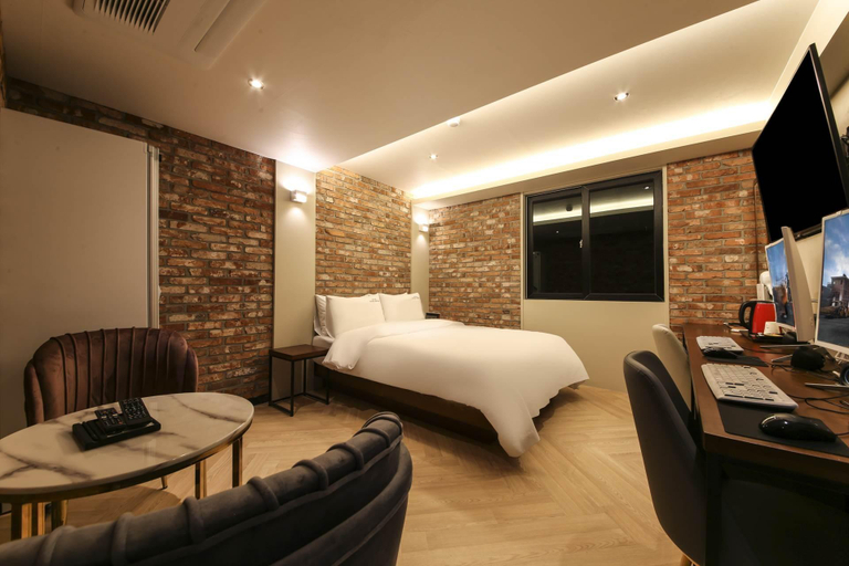 Bedroom 3, Busan Sajik The Stonebridge Hotel, Dongnae