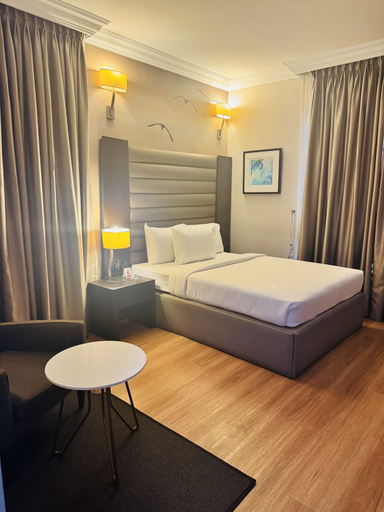 Others 1, The Sojourner by Genesis, Ikeja