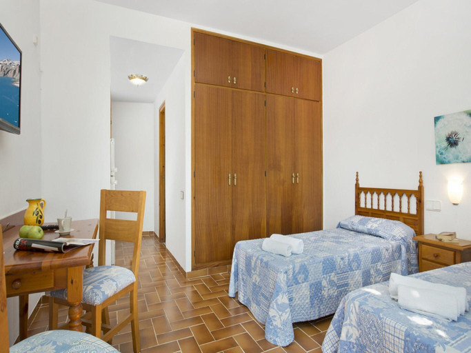 Bedroom 4, Quiet residential villa in Vidreres, Girona