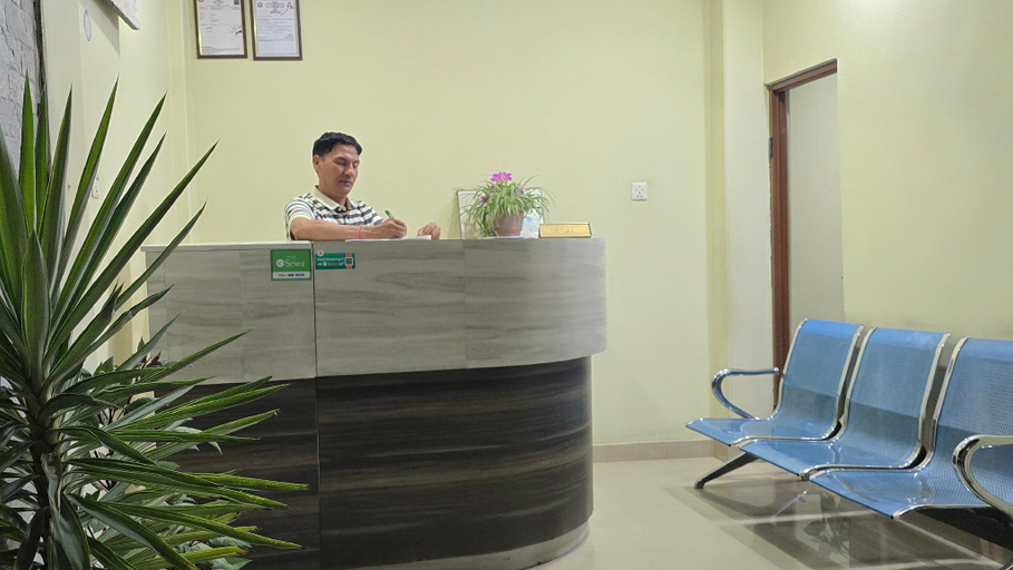 Others 2, Hotel Lake Street, Gandaki