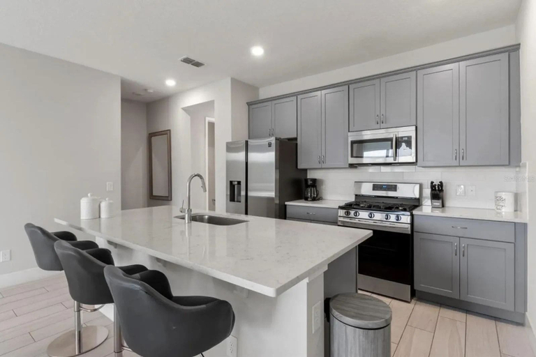 Others 4, 3BR Reunion Townhome, 10 min to Disney, Osceola
