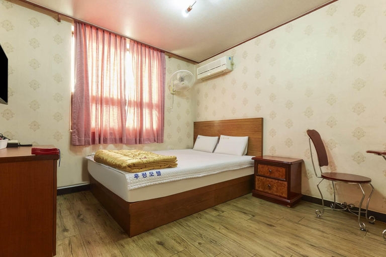 Bedroom 4, Chuncheon Hupyeong, Chuncheon