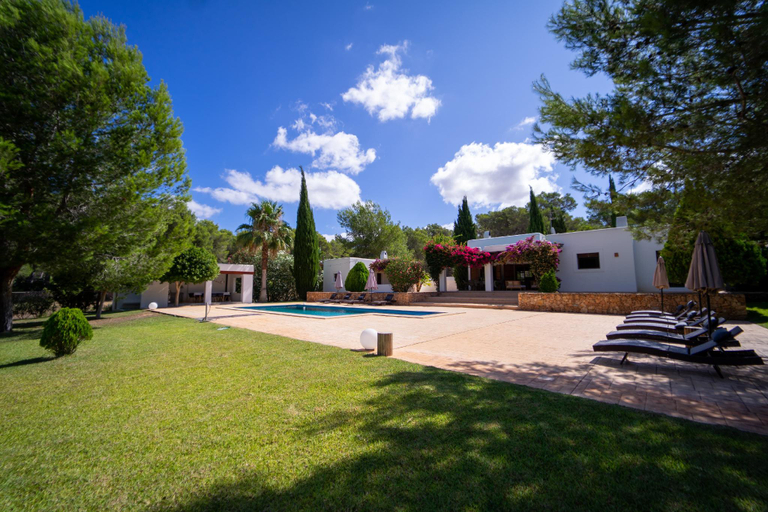 Others 3, Villa Tegui is just a 15 min drive to Ibiza Town, Baleares