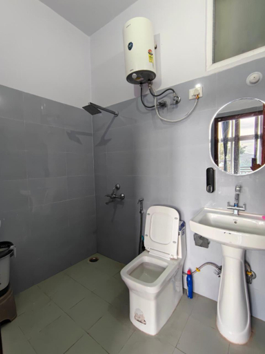 Bathroom 5, The Kiwi Shadow Guest House, Almora