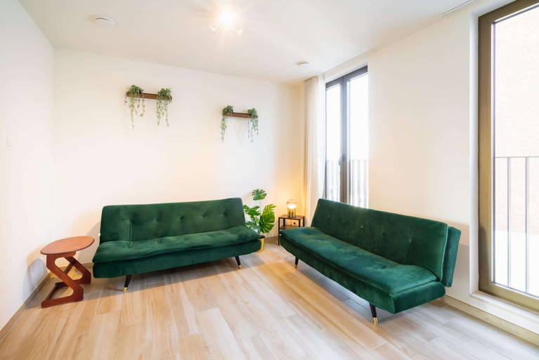 Others 4, City Rhythm Abode for 10 in Antwerp, Antwerpen