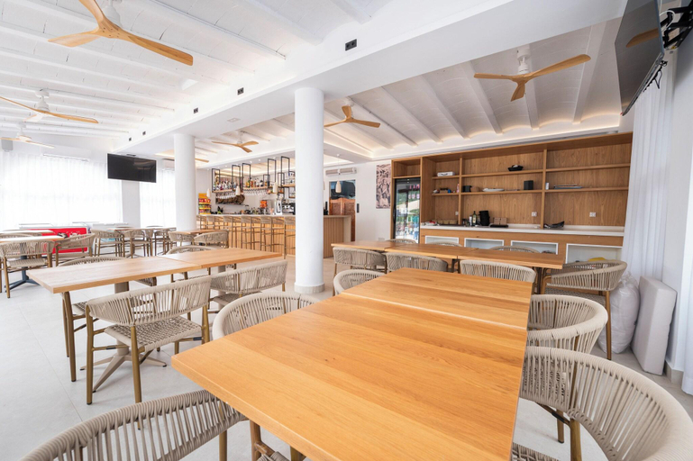 Food & Drinks 3, Apartamentos Blancosol, Baleares