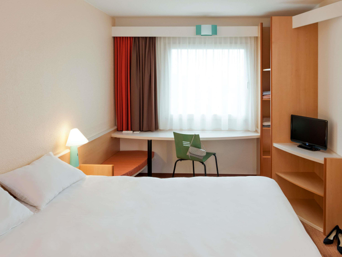Bedroom 3, ibis Jerez de La Frontera, Cádiz