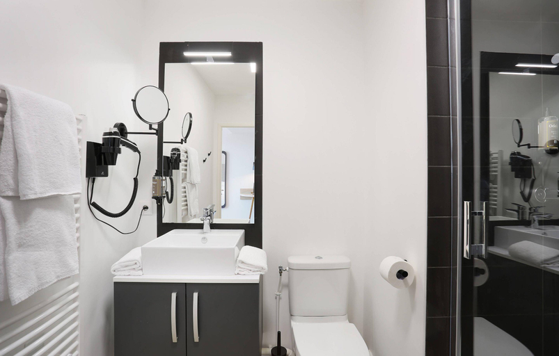 Bathroom 4, Appart’hôtel Odalys City Centre Compans Caffarelli, Haute-Garonne