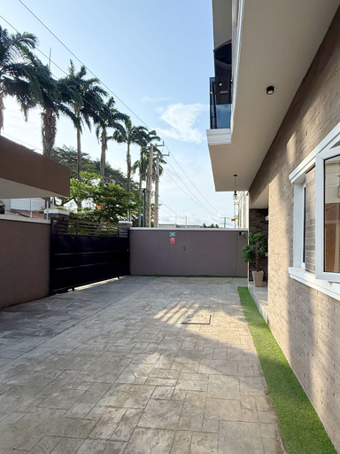 Exterior & Views, Citiscape Apartment, Kosofe