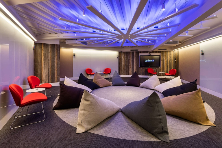 Bedroom 3, Radisson Blu Hotel, London Heathrow, London