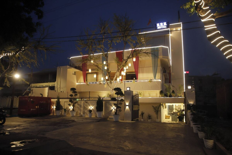 Others 3, RRR Hotel, Faizabad