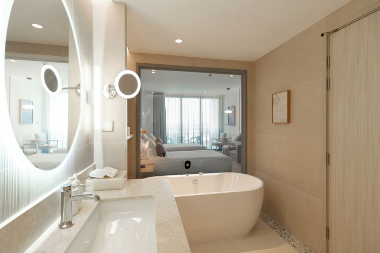 Others 2, Grand Ravindra Hotel & Convention Centre, Sattahip