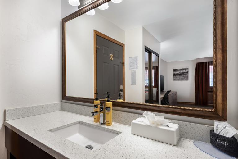Bathroom 4, Best Western Plus Rio Grande Inn, La Plata