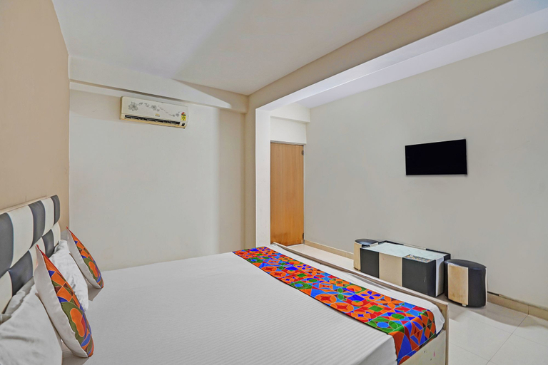 Others 3, FabHotel Ab, Patna